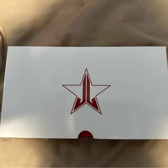 Jeffree Star Cosmetics Blood Sugar Palette - Picture 3 of 3